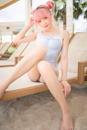 《潮濕小內(nèi)褲》在線觀看