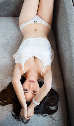 臥鋪發(fā)生不該發(fā)生的事