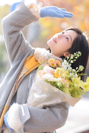 人馬雜配MV的視頻美國版免費(fèi)觀看