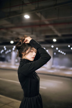 十九歲暴躁少女CSGO免費觀看