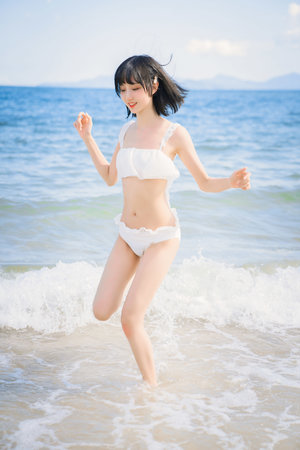 女人高**漿毛片視頻免費(fèi)