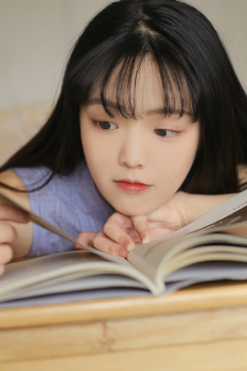 女生會隨便扒開自己小便嗎