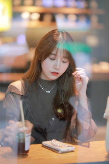 完美世界在線觀看免費(fèi)完整