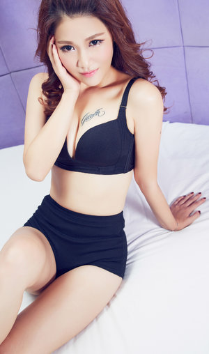 《巨乳護士》無碼電影