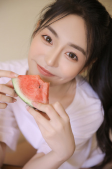 歐美成人高清精品免費(fèi)