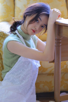 女兒的朋友8在完整視頻帶翻譯