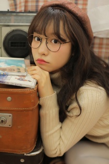 航母上女兵要陪當(dāng)官的嗎