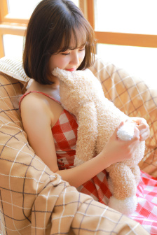 在演戲時被C了十幾次