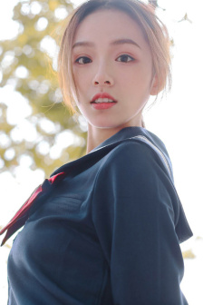 含著奶頭做著愛圖片