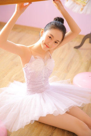 李鐵柱和王淑蘭李思雨鄉(xiāng)村小春醫(yī)