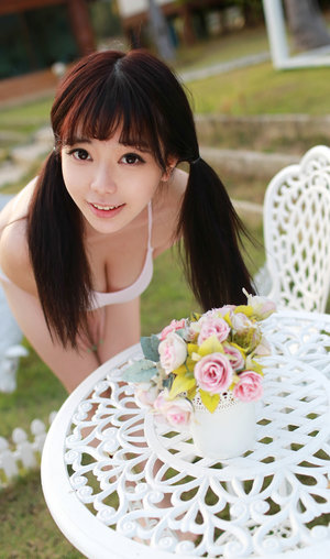 小時(shí)代1(折紙時(shí)代)電影