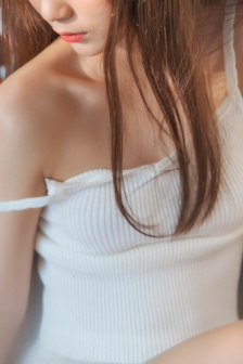 日本一區(qū)二區(qū)三區(qū)高清不卡