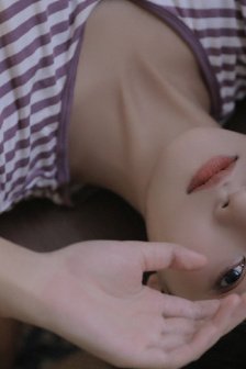 男生的困困放在女生的困困里