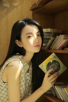 公交車被上高湖了還能坐嗎小說