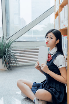 16小女孩rapper歡迎您