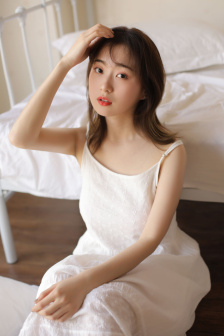 兩個(gè)男人玩一個(gè)女人