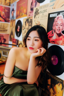 農(nóng)場(chǎng)主的女兒們經(jīng)典中字人夜