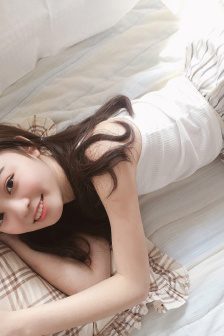 潤玉打開錦覓的腿玉兮終古40