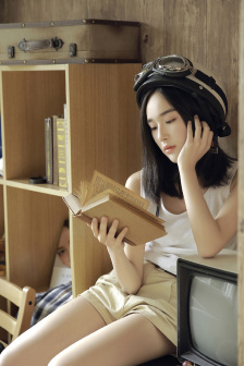 顧亦寒伍薇薇小說(shuō)全文免費(fèi)閱讀原的組詞