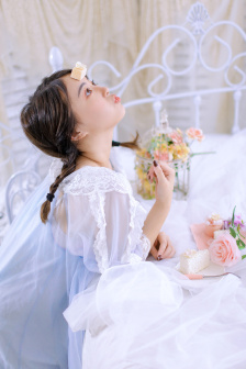 歐美片巜高級(jí)艷婦2