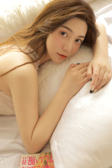 羽月希被黑人吃奶dasd585