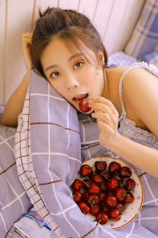 蜜桃精品一區(qū)二區(qū)三區(qū)在線觀看