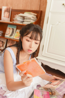 裙子里面的怪獸