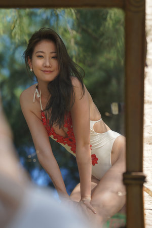 濕透的JK避雨1～2的象征意義