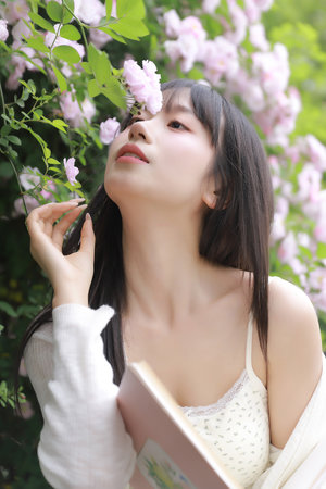 國產(chǎn)精品視頻三區(qū)