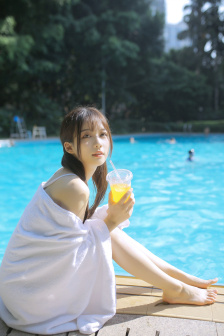 往貓娘肚子里灌入100斤牛奶