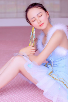 S貨你是不是欠C了公交渺渺