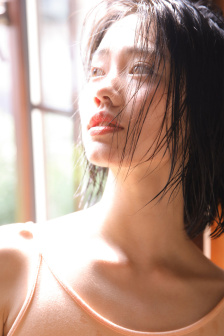 法國空姐3滿天星法版:星輝照耀下的職業(yè)光芒