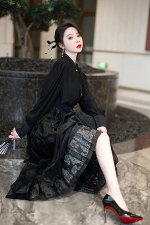 狠色魯色很魯在線視頻直播