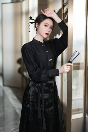 十八歲成年免費(fèi)觀看電視連續(xù)劇動(dòng)漫