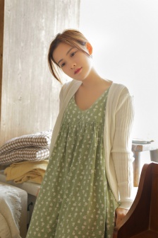 永遠(yuǎn)相信愛情