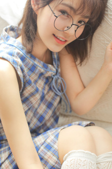 日本CSGO大姐姐AWP多少錢黃