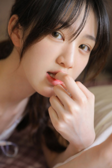 亞洲超碰中文字幕精品專區(qū)