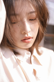 依依AV免費看精品