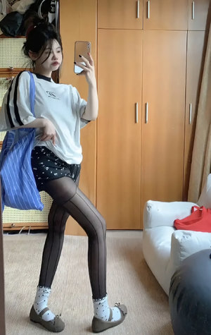 媽媽讓我戴上避孕套的下一句是啥