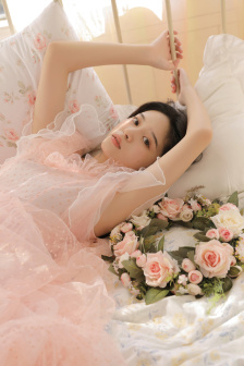 熱久久精彩免費(fèi)視頻