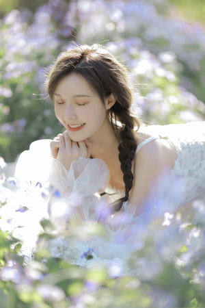 被主人在廚房用黃瓜調(diào)教