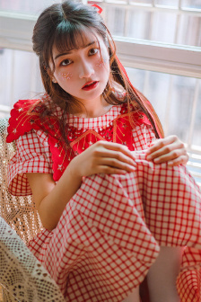 侯府表小姐(古言NP)_(瓷釉)