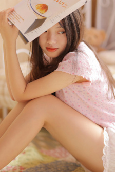 太大了肚子鼓起來了