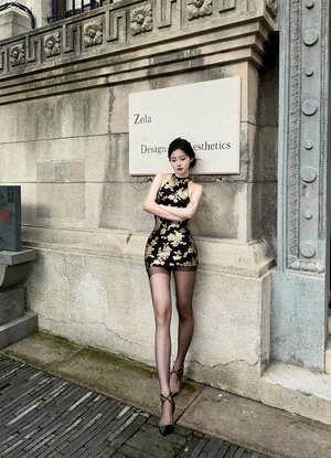 美麗的小桃子意大利語翻譯