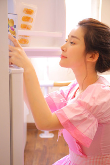 上體育課課被捅了一節(jié)課渺渺文章