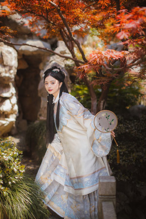 瀘定地震已致74人遇難