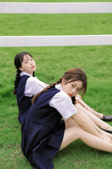 日本粉嫩學(xué)生毛絨絨