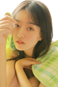 17歲暴躁少女CSGO免費觀看