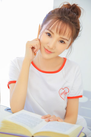 魅魔噬主反手養(yǎng)成十二翼天使