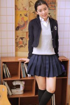 三個黑人猛躁我一晚上什么歌